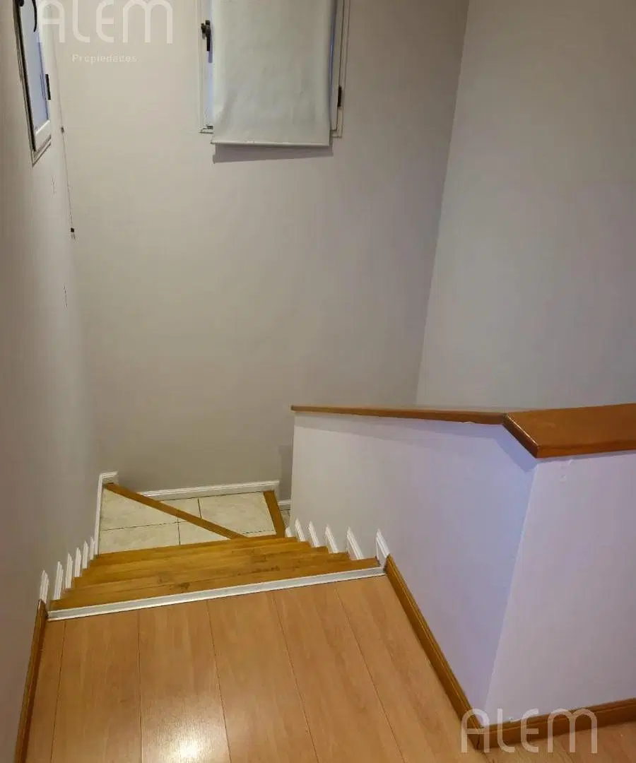 Casa en VENTA y ALQUILER en El Centauro, Canning 1