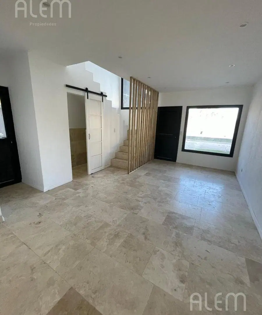 Departamento duplex 4 amb en venta  Canning One. 3