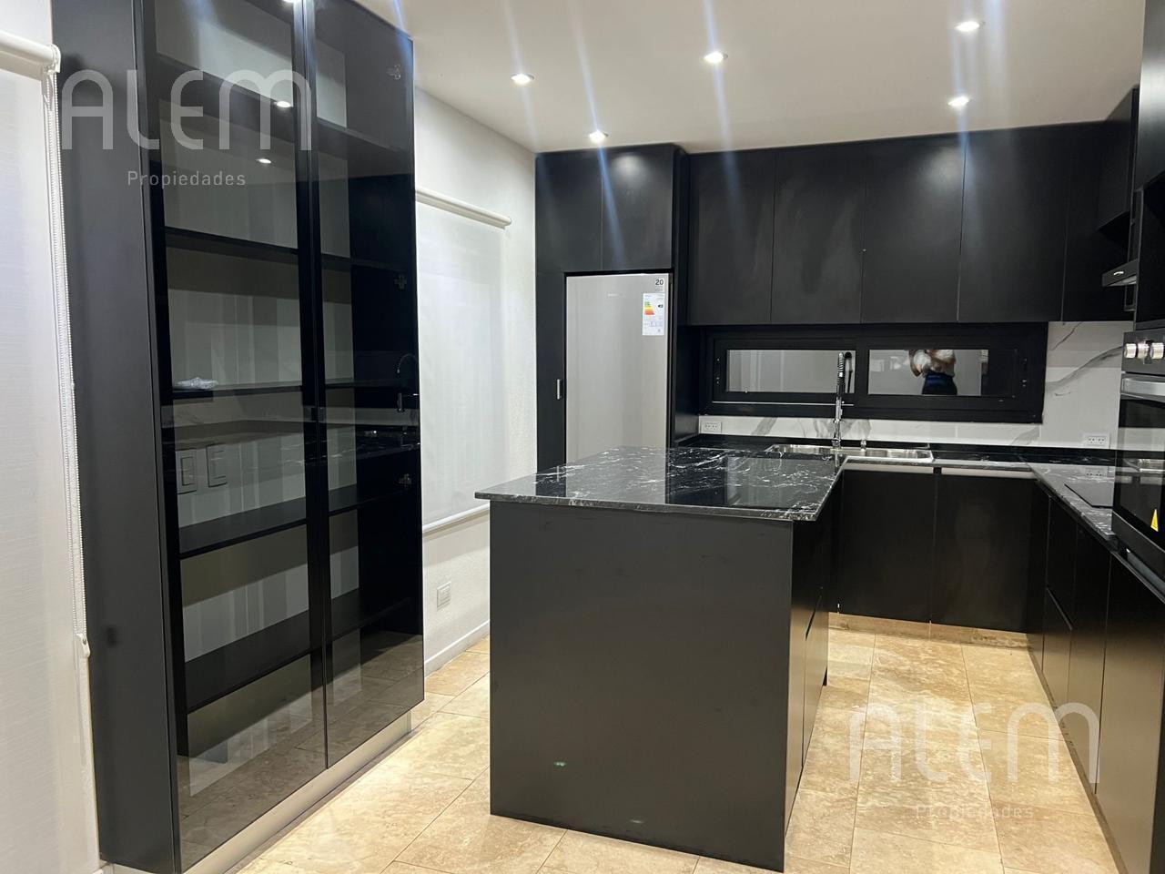 Foto de Departamento duplex 4 amb en venta Canning One., imagen 5