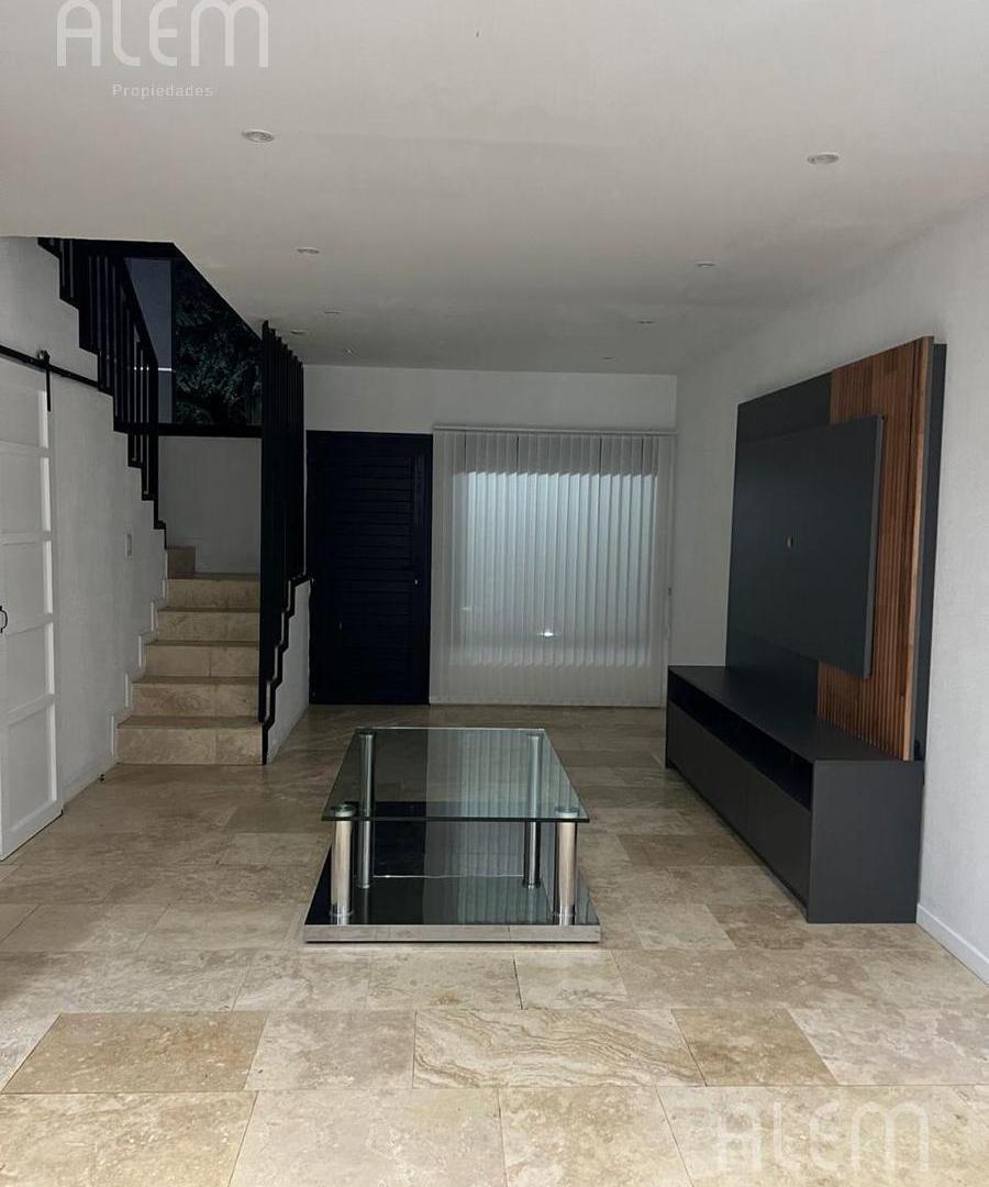 Departamento duplex 4 amb en venta Canning One.