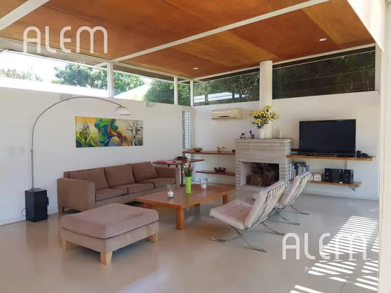 Casa en alquiler en El Ombú | 3 dormitorios 4