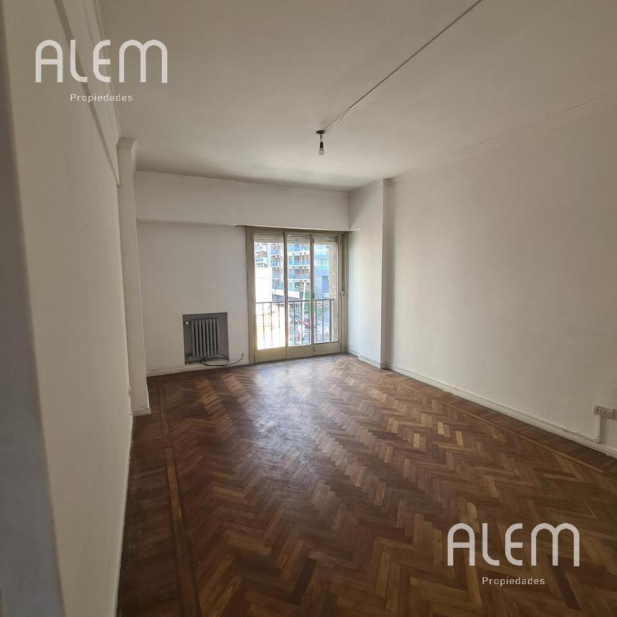 Foto de 3 AMBIENTES CON DEPENDENCIA DE SERVICIO., imagen 3