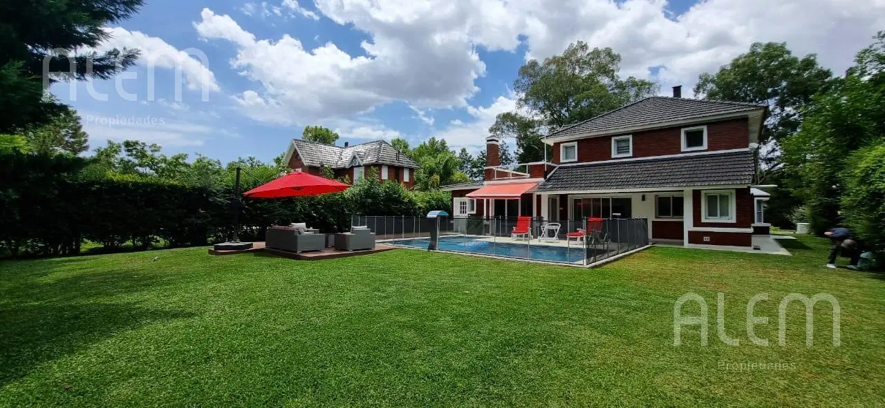 Casa en venta en Solar del Bosque, Canning 2