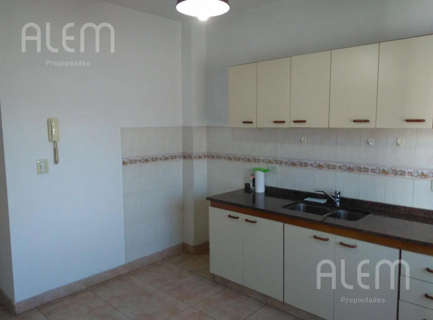 Departamento en Temperley Oeste 5