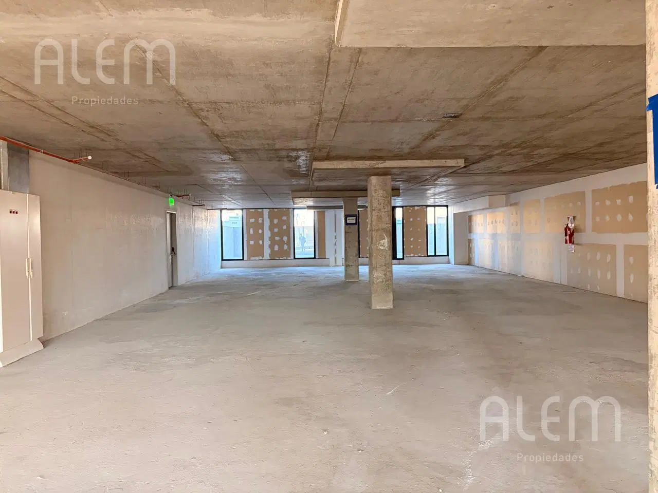 Venta de Oficina en Recoleta 4