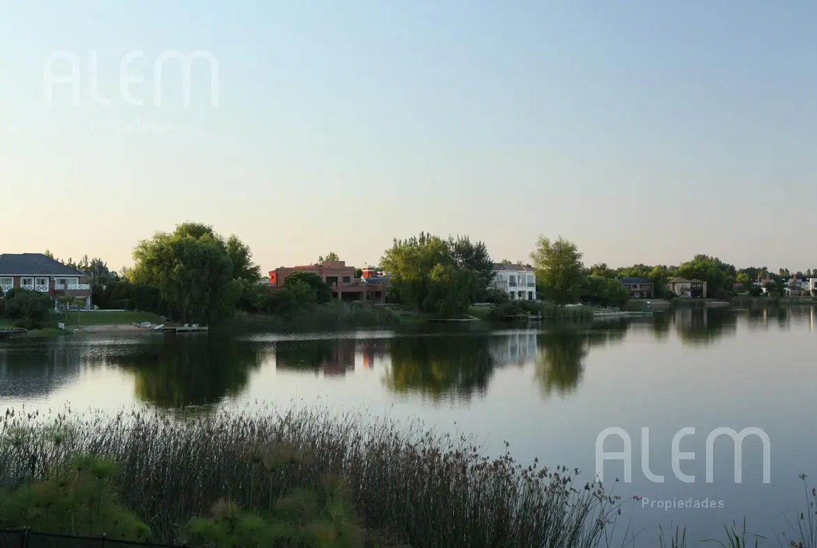 Terreno en venta en Canning, San Antonio 3