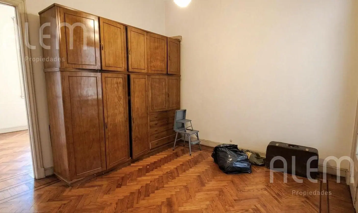 Alquiler PH (Independiente) Casona de Epoca 7 amb terraza propia | Uso profesional/comercial 1