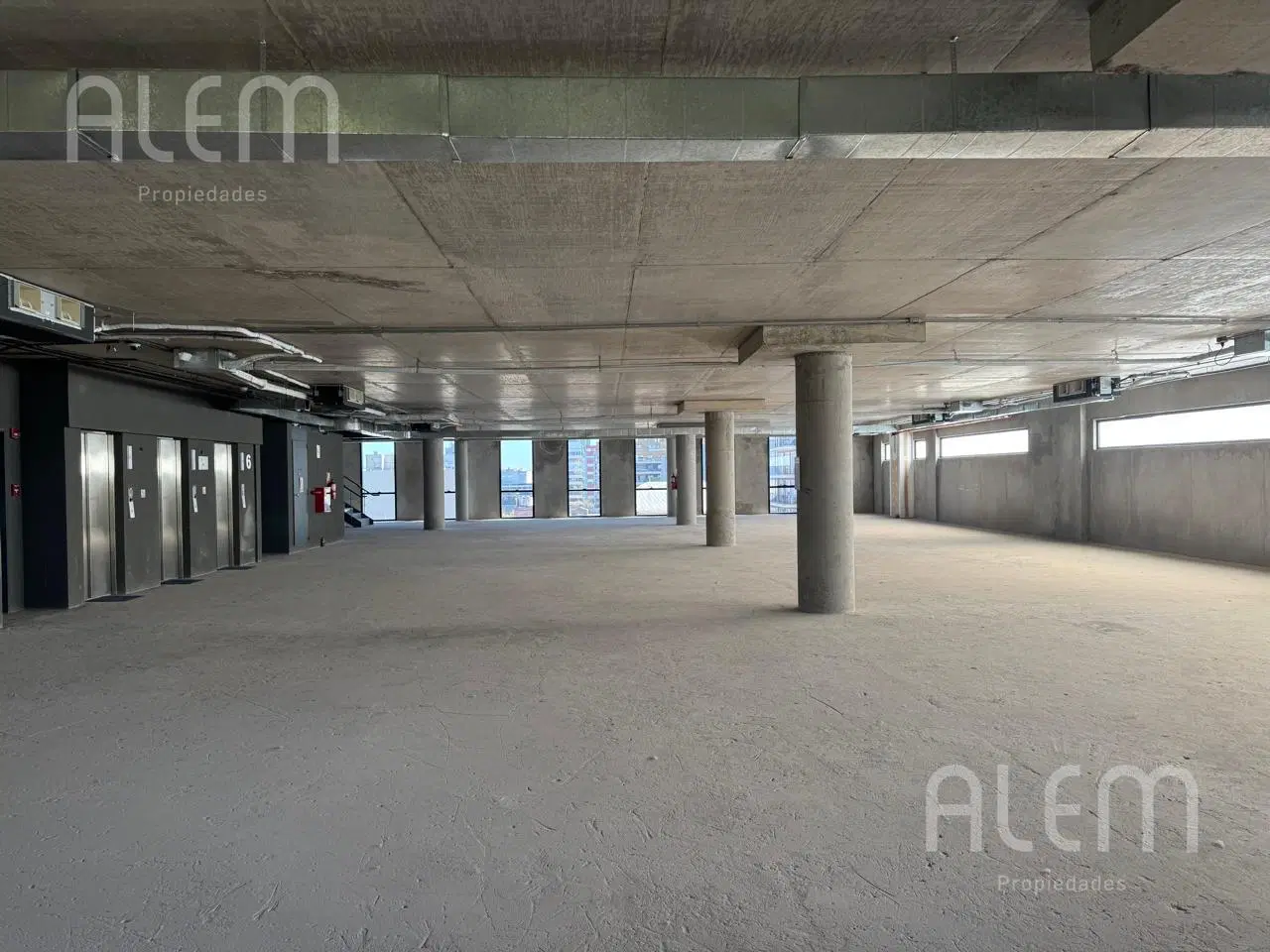 Oficina a estrenar en alquiler - Polo tecnológico - Parque Patricios 2