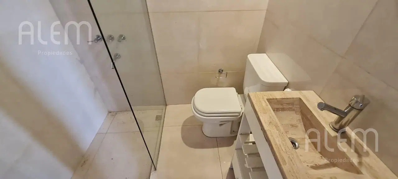 Casa en venta en Lomas de Zamora Oeste 2