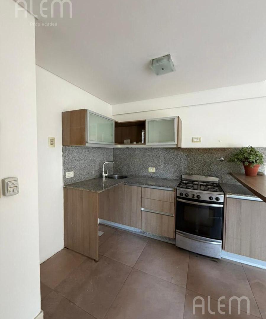 Foto de Departamento en alquiler en Lomas de Zamora Oeste, imagen 3