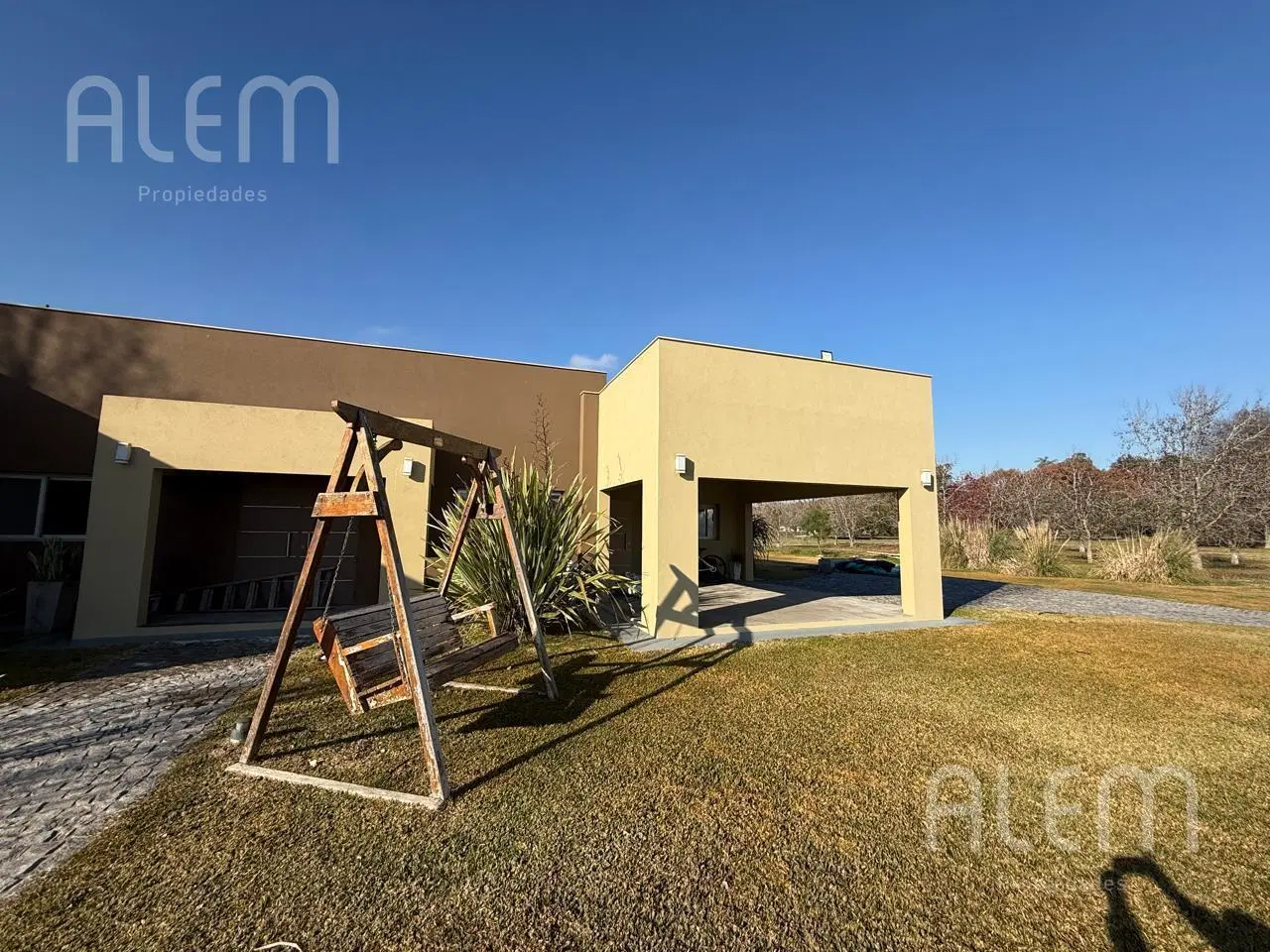 Casa de 6 ambientes en venta Estancia Villa Maria Canning 2