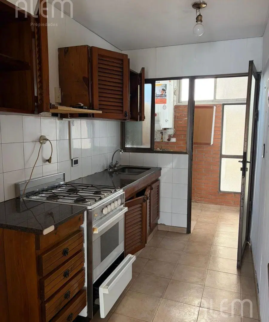 Depto. en alquiler 3 ambientes 1