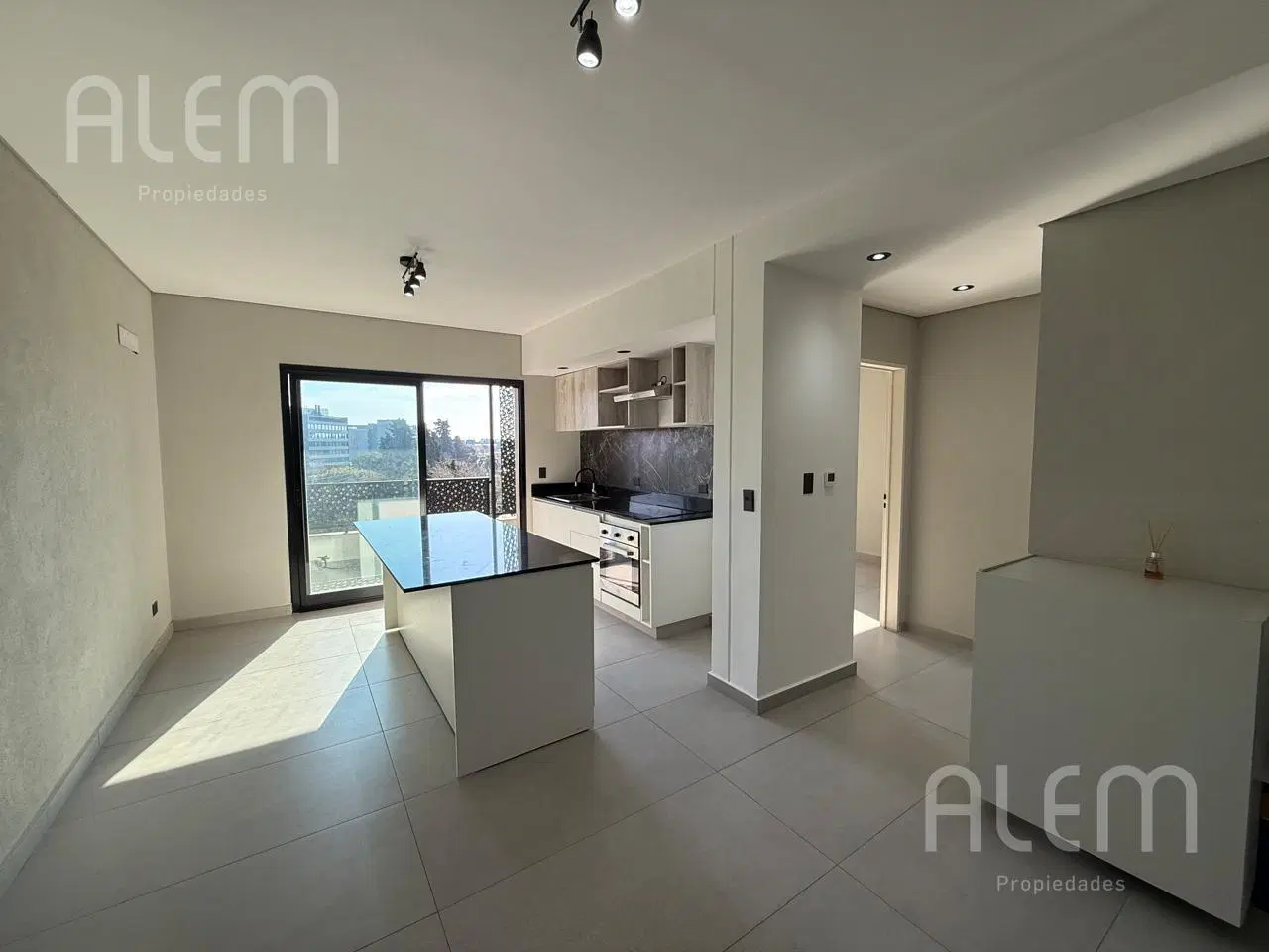 Departamento en Canning (E. Echeverria) 5