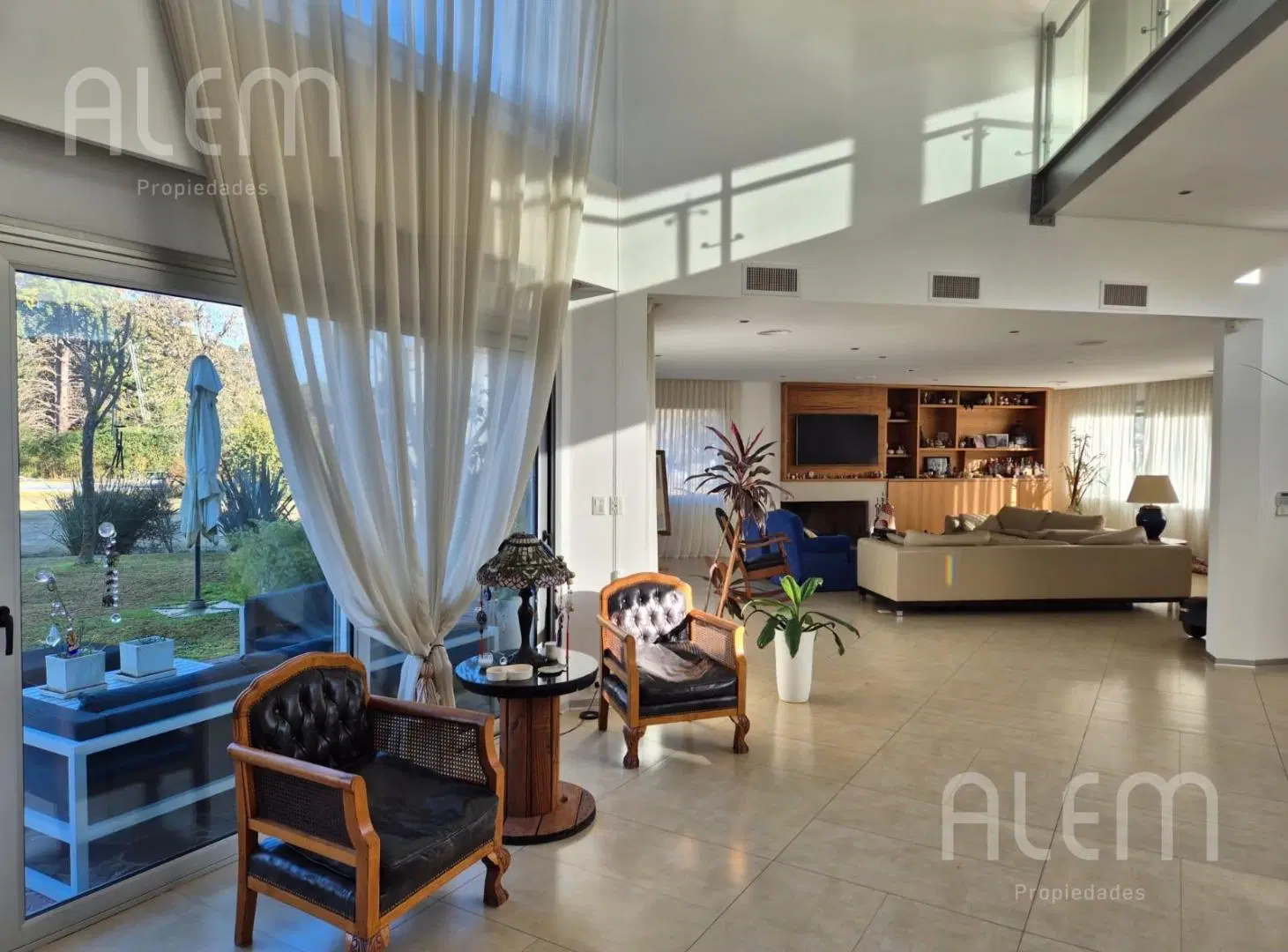Importante Casa en VENTA en El Ombu | 4 dormitorios 4