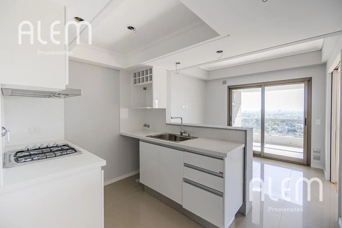 Departamento 4 ambientes en venta en Lomas de Zamora 5