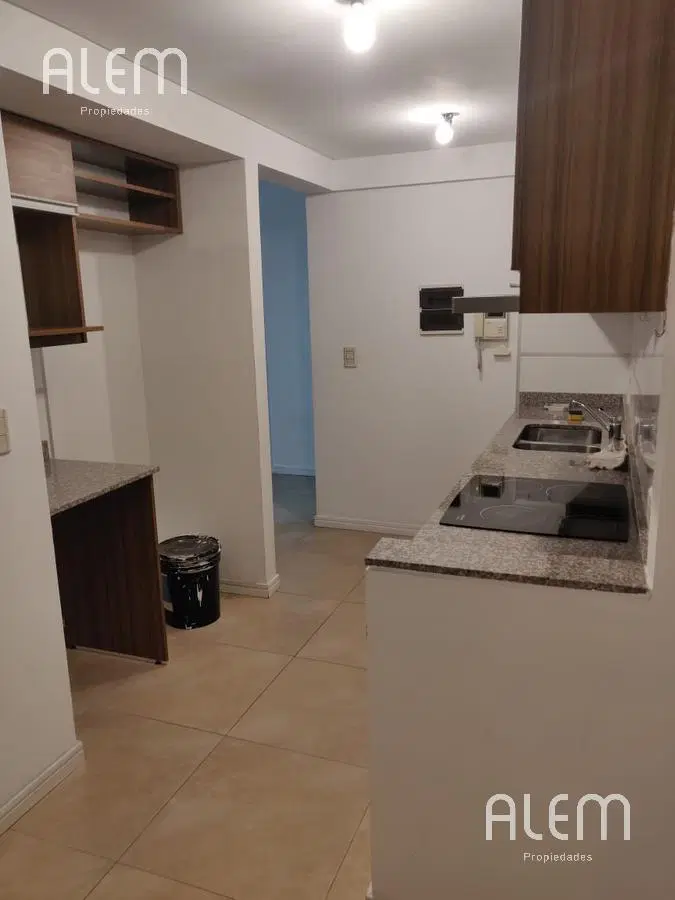Departamento - Banfield Este 8