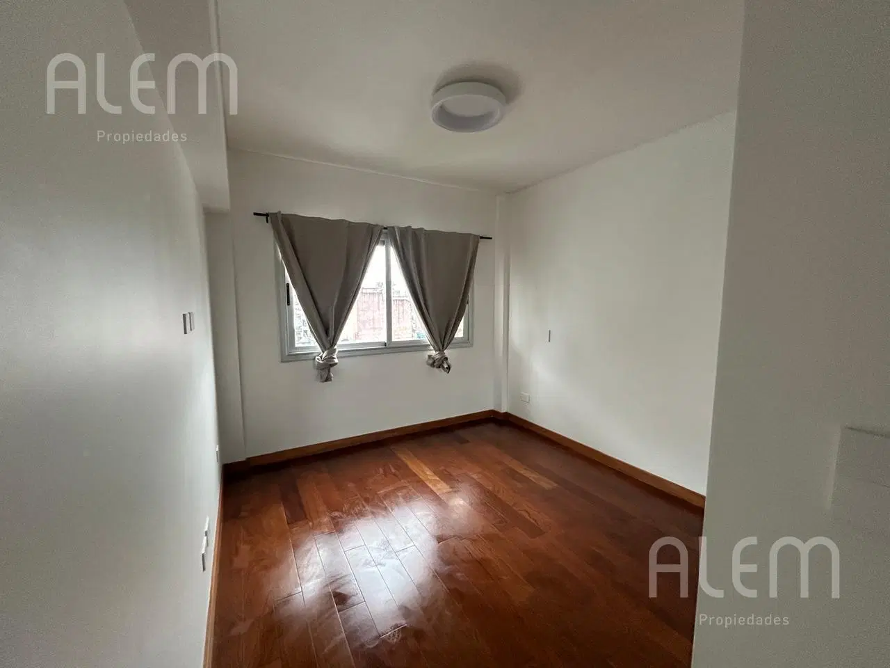 Departamento en Alquiler en Temperley Oeste 1