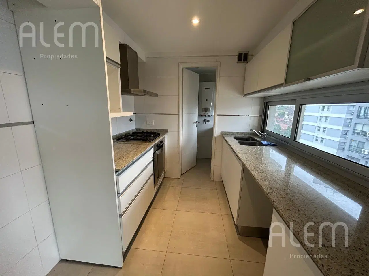 Departamento en Alquiler en Temperley Oeste 3