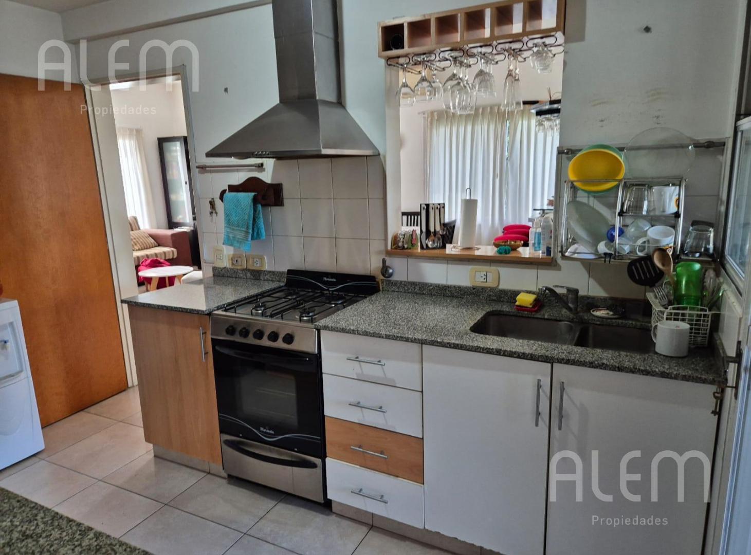 Foto de Casa de 2 Dormitorios en el Ombú, imagen 3