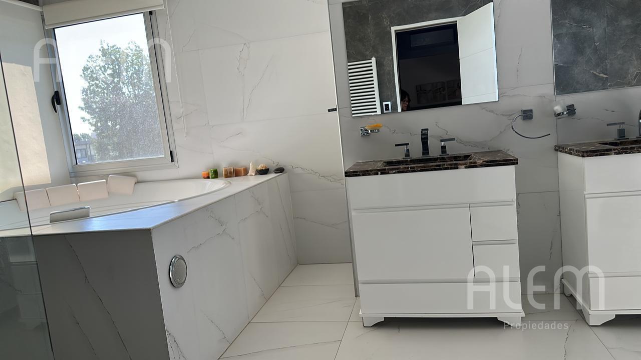 Foto de Casa alquiler anual enTerralagos Canning, imagen 2