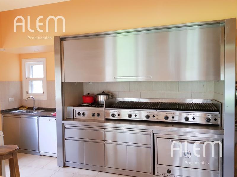 Foto de Casa en VENTA en El Ombú, imagen 3
