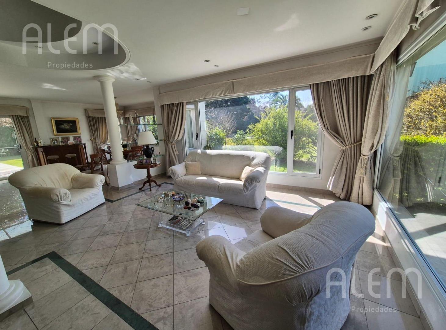 Foto de Casa en Venta en El Ombu, imagen 2