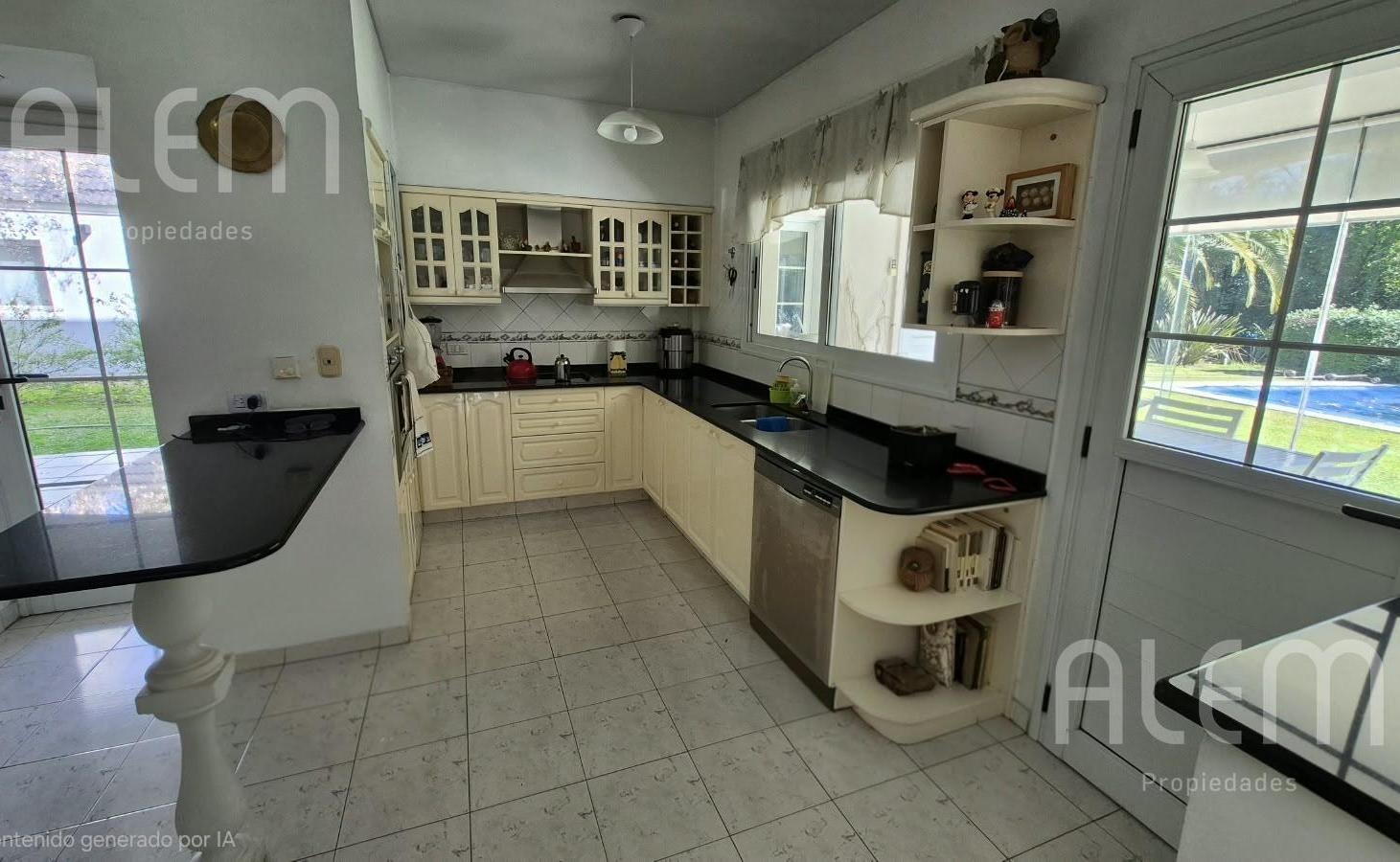 Foto de Casa en Venta en El Ombu, imagen 2