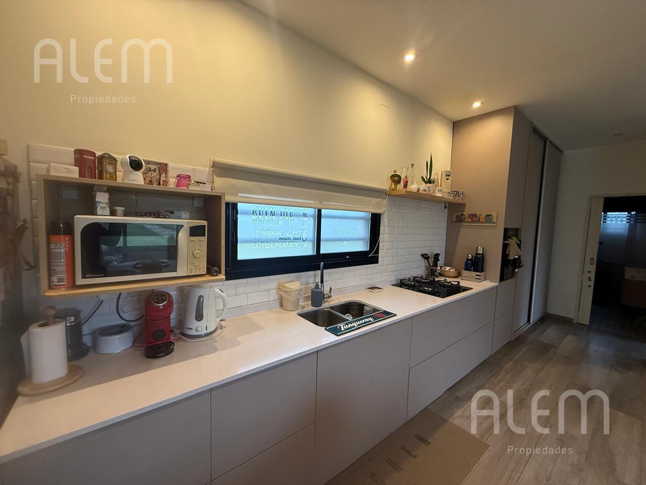 Foto de Casa en venta en Estilo Campo Canning, imagen 4