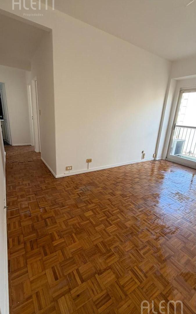 Foto de Venta Departamento Parque Rivadavia 3 ambientes con balcón muy luminoso, imagen 3
