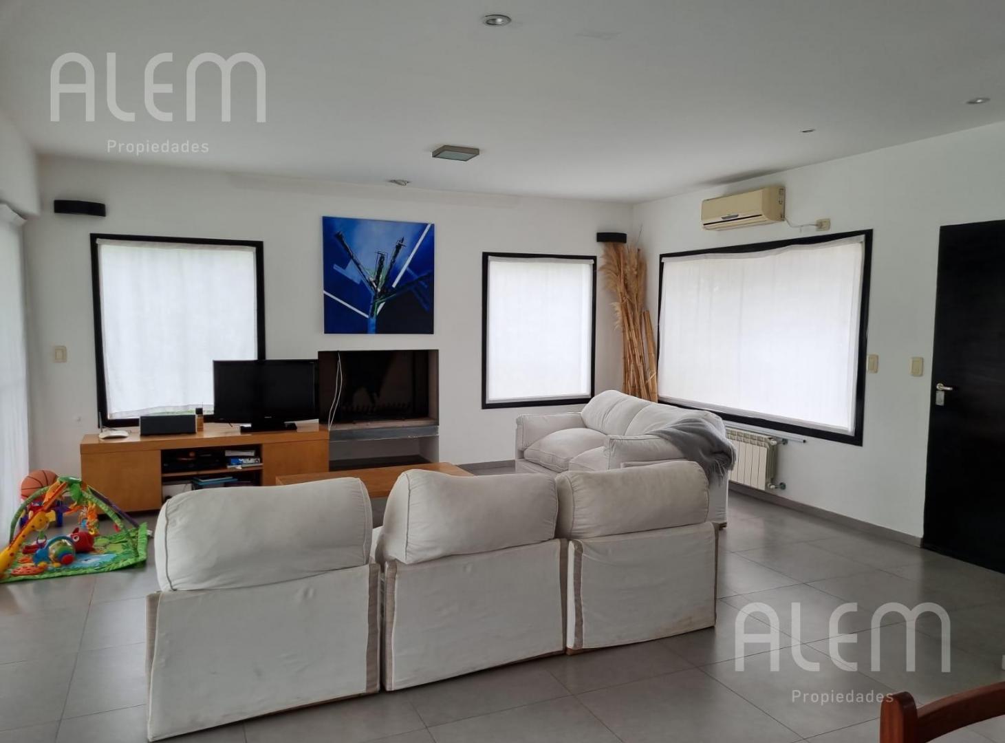 Foto de Casa en Alquiler Anual en Quintas del Sol, imagen 2