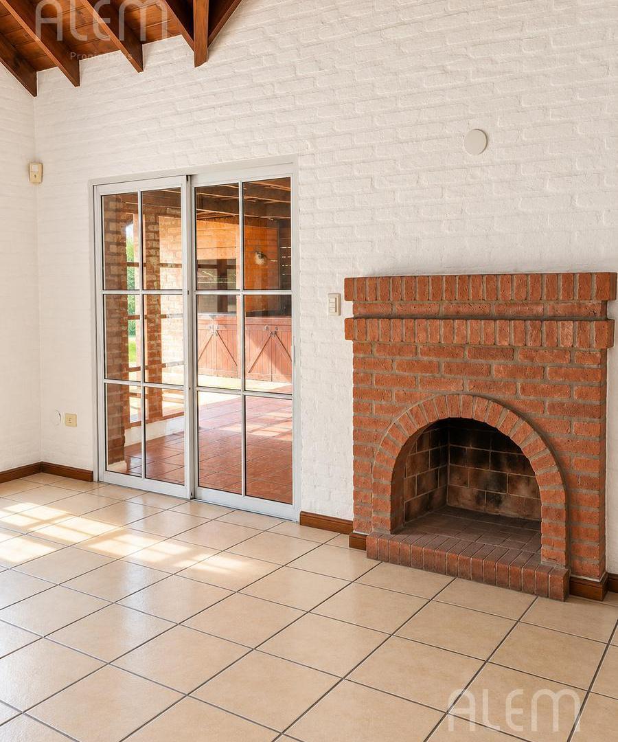 Foto de OPORTUNIDAD! Casa en VENTA en ECHEVERRIA DEL LAGO - CANNING, imagen 3