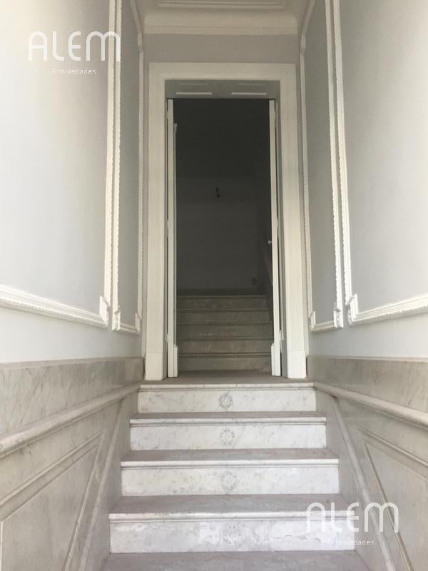 Foto de DEPARTAMENTO 6 AMBIENTES PARA USO COMERCIAL, imagen 2
