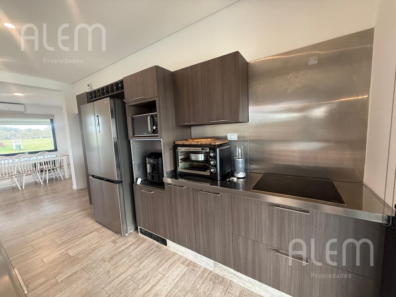 Foto de Casa de 6 ambientes en Venta en Estancia Villa Maria, Canning, imagen 4