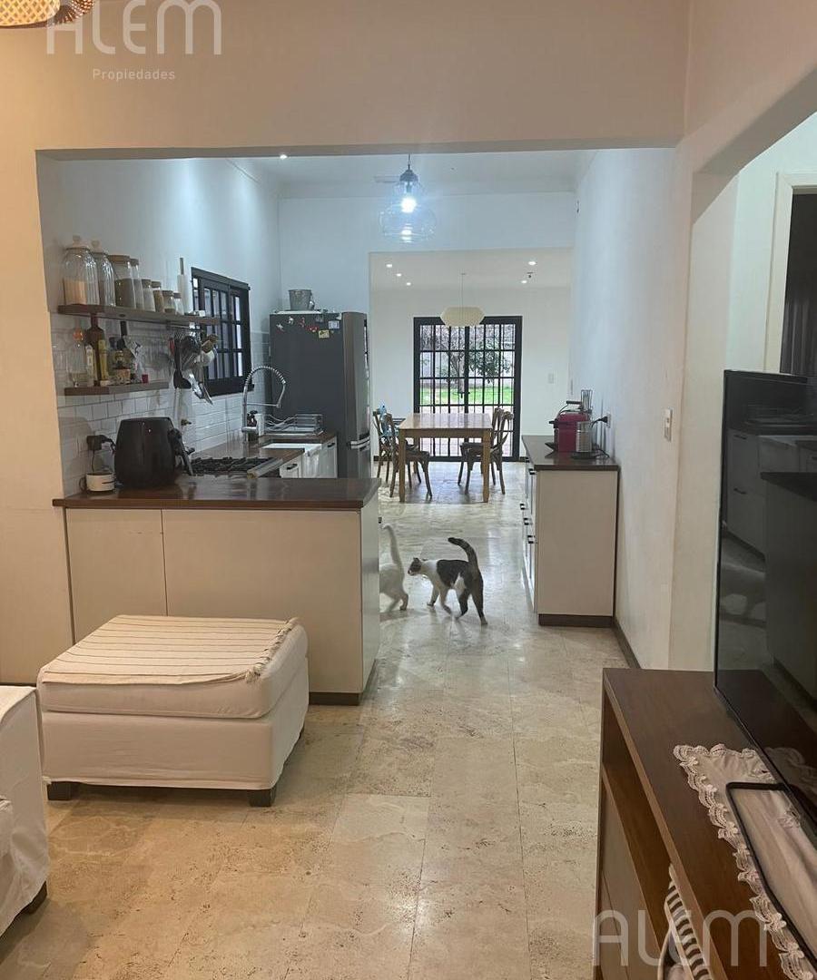 Foto de Casa en Venta en Monte Grande, imagen 5