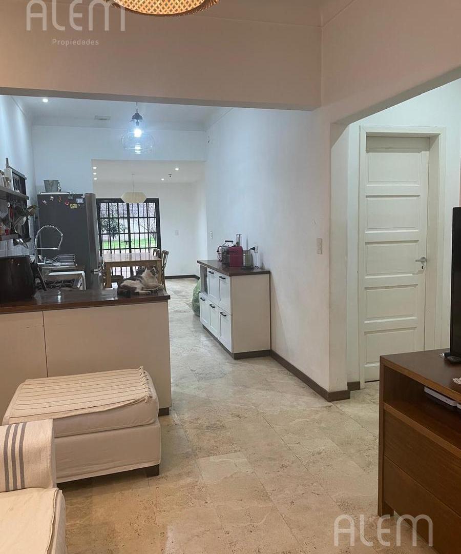 Foto de Casa en Venta en Monte Grande, imagen 2