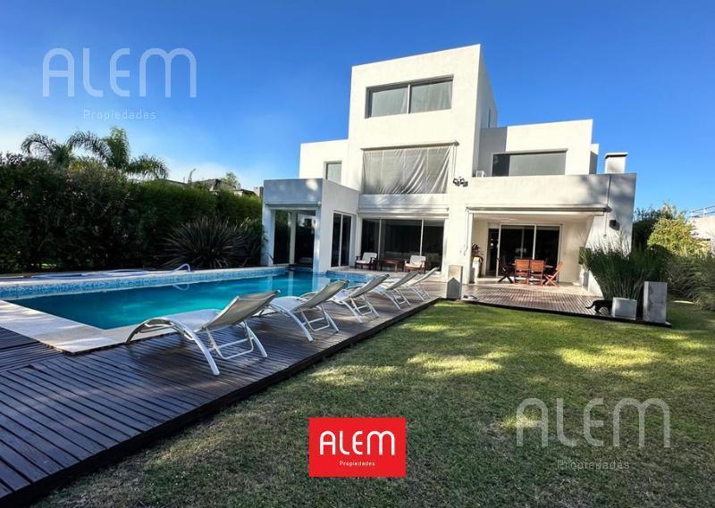 Foto de Casa en venta en Canning Malibu, imagen 1