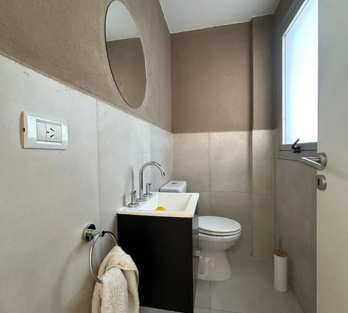 Impecable departamento de tres ambientes en Tigre centro 4