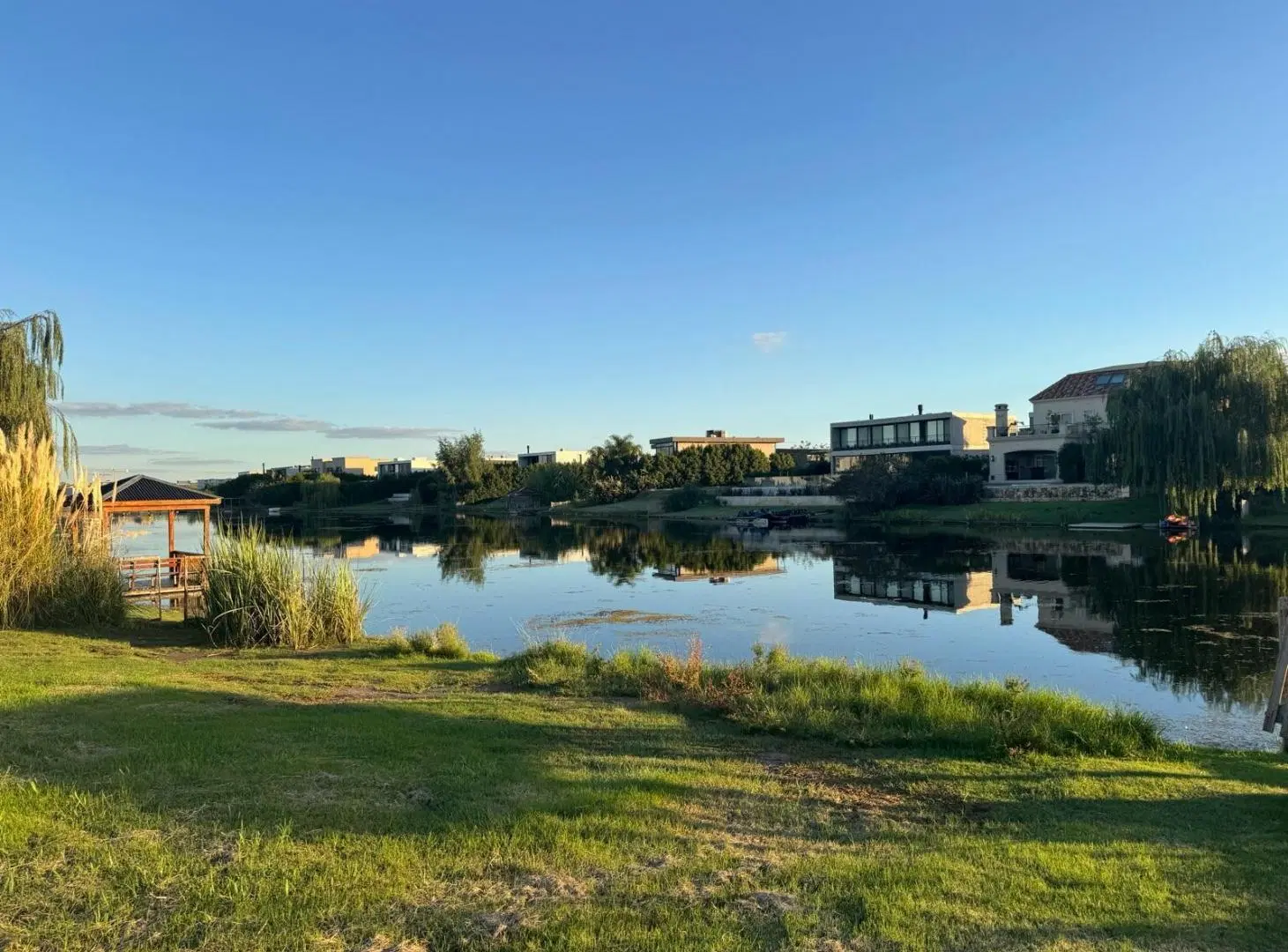 Imperdible oportunidad! Lote premium en venta al lago - Marinas - Puertos del Lago Escobar 5