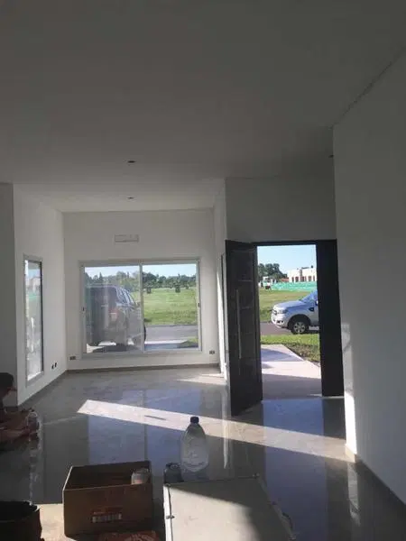 Casa en venta San Ramon- Pilar 2
