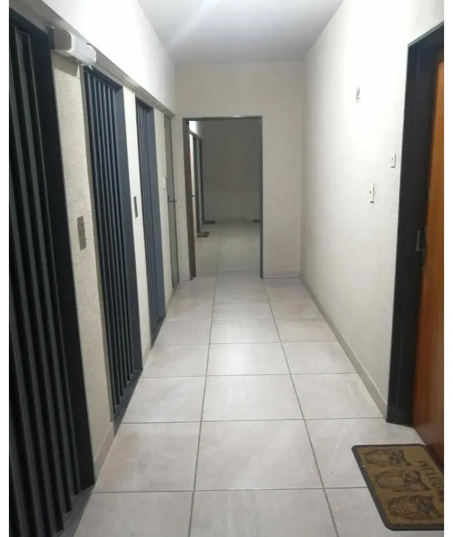 Departamento 4 ambientes al frente con balcon y cochera 3