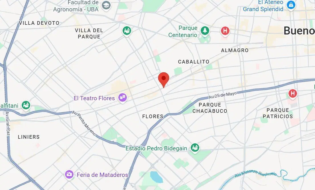 Departamento 4 AMB, escritorio, al frente, 1