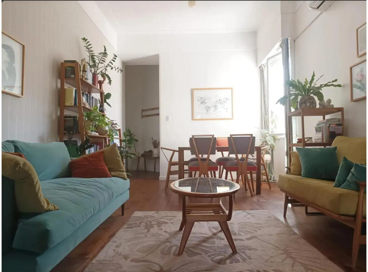Departamento 4 AMB, escritorio, al frente, 2