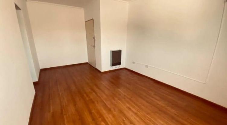 Oportunidad 3 Ambientes Hermoso y Refaccionado a Nuevo 3