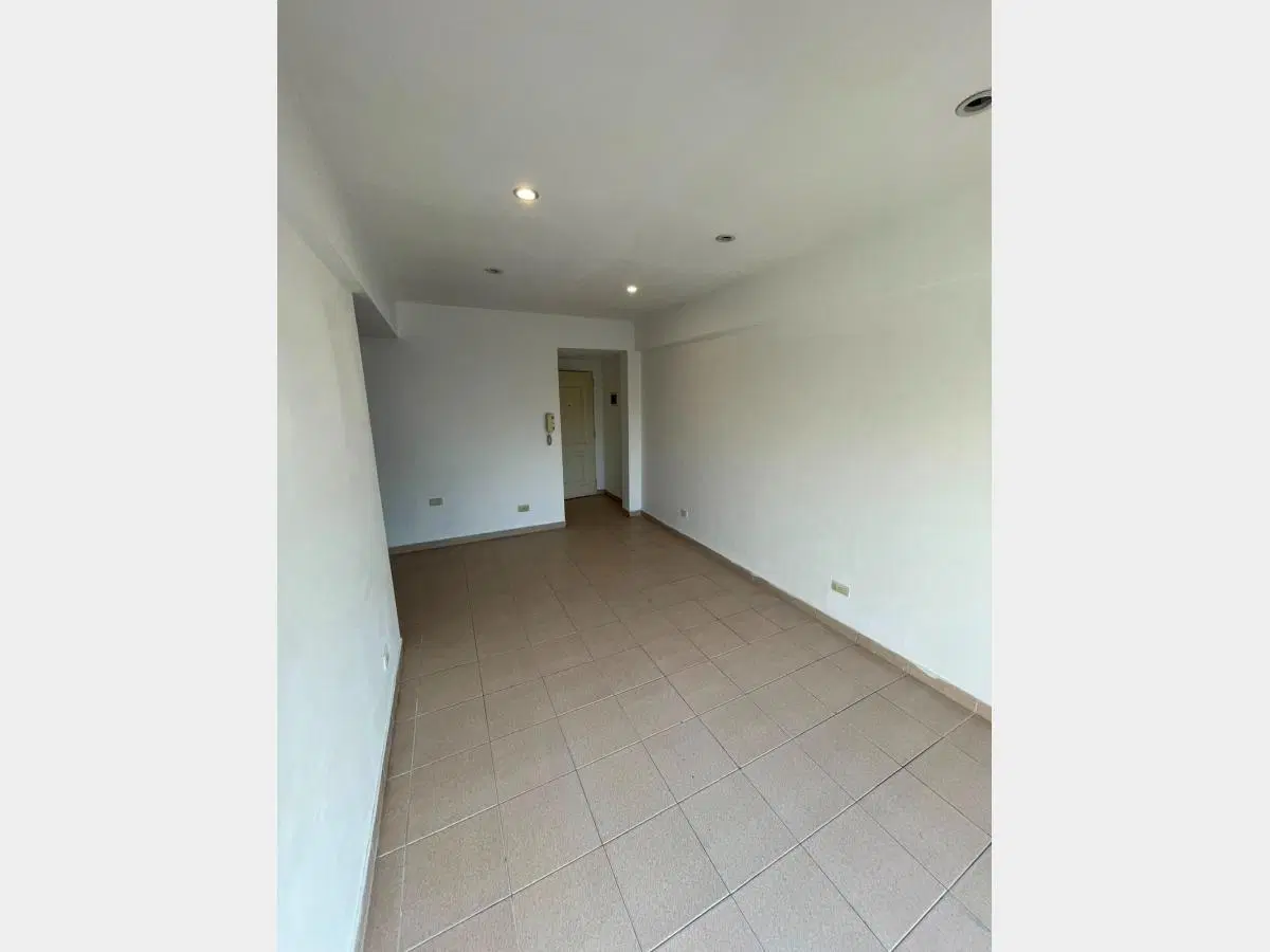 Departamento en Alquiler en Ramos Mejia 3