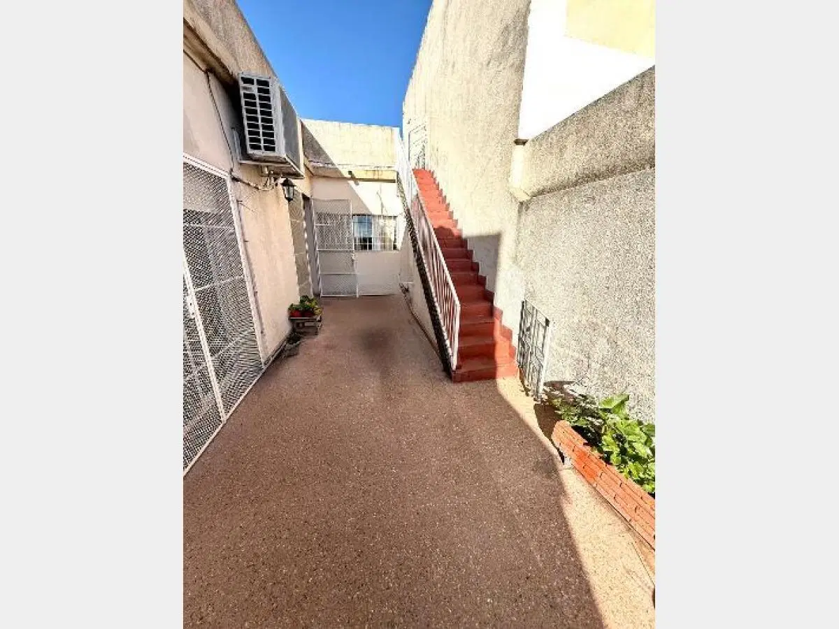 Lote en Venta en Isidro Casanova 8