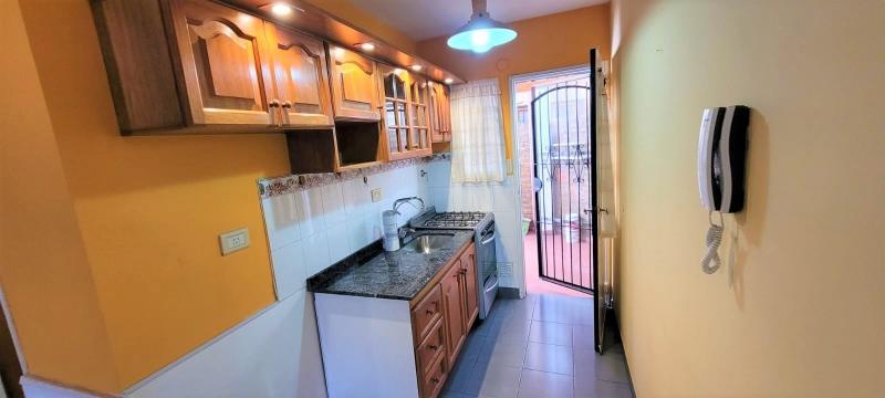 Foto de Duplex en Alquiler en Ramos Mejia, imagen 2