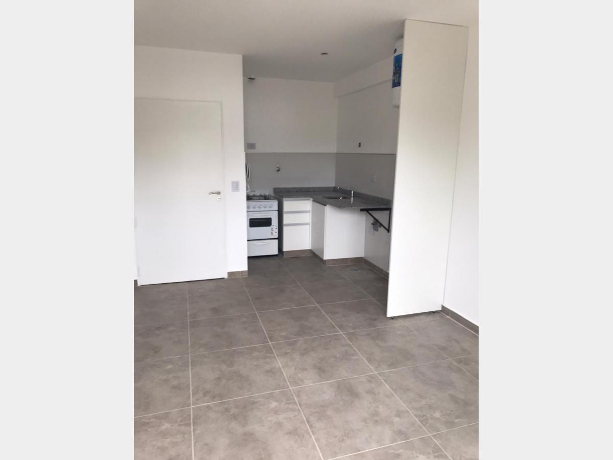 Foto de Departamento en Alquiler en Ramos Mejia, imagen 2