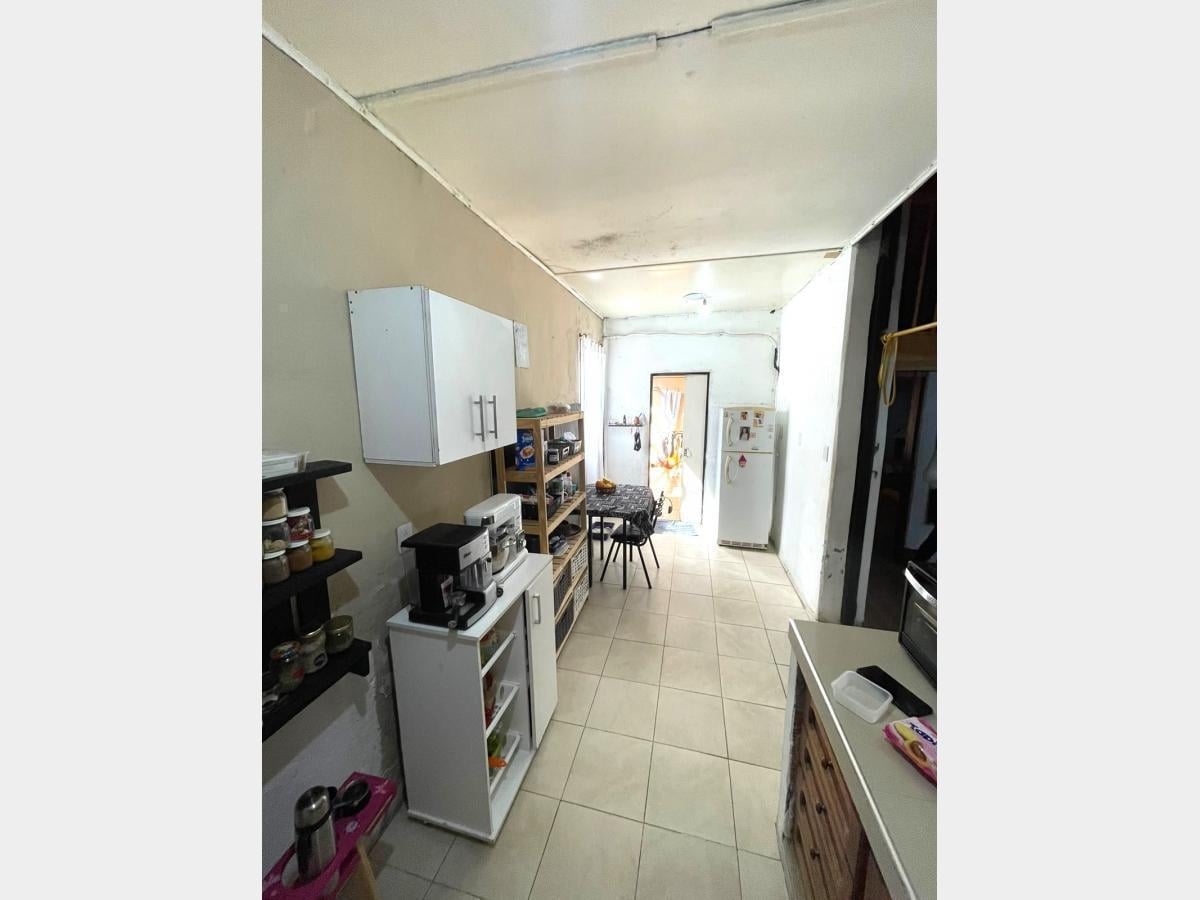 Foto de PH en Venta en Villa Luzuriaga, imagen 4