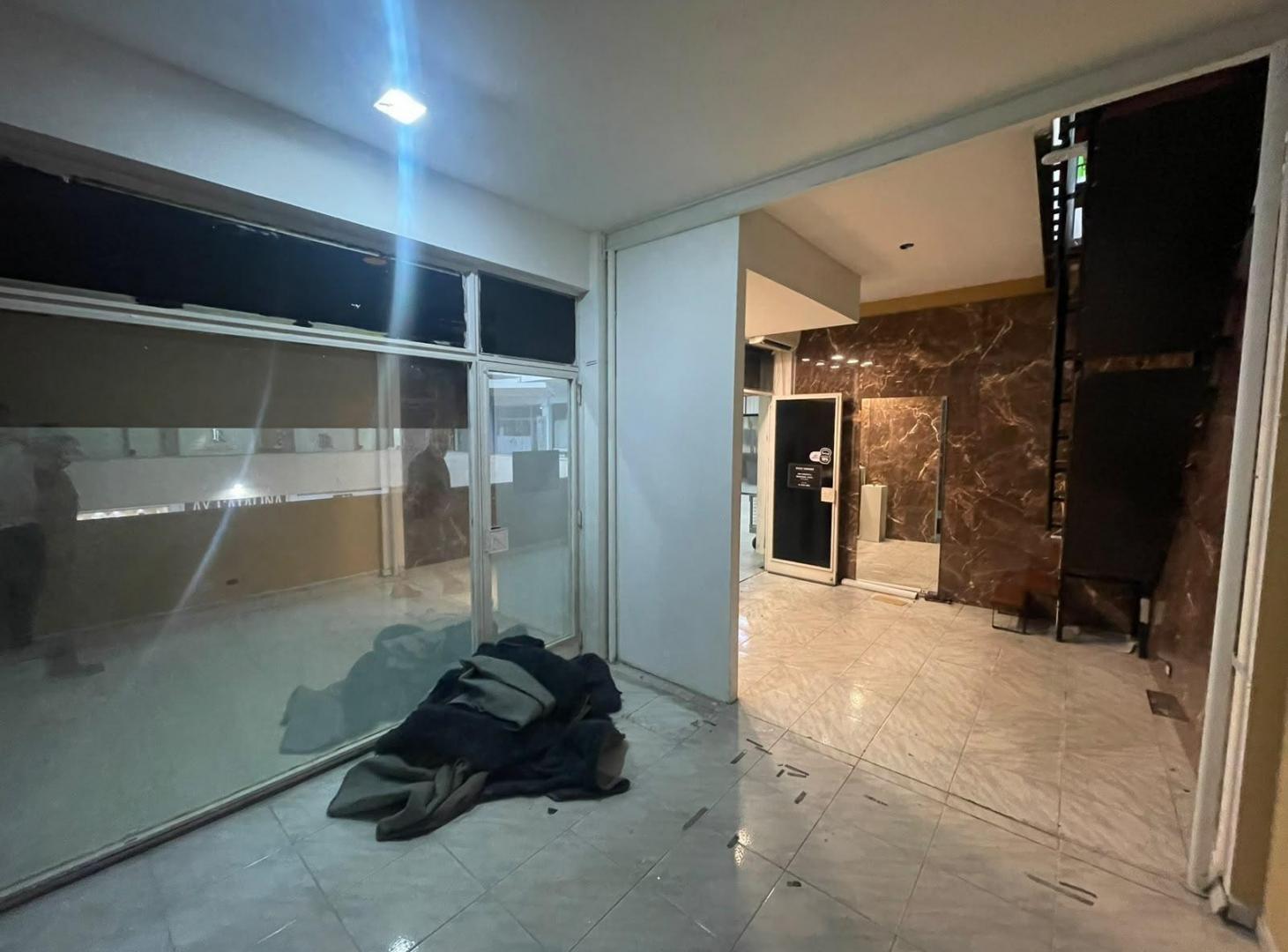 Foto de Local doble en alquiler en Galeria Naonis en Primer Piso, imagen 4