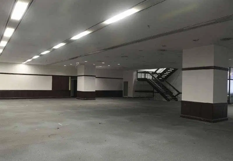 Piso de oficinas en venta con cocheras en San Nicolas Torre Esmeralda 2